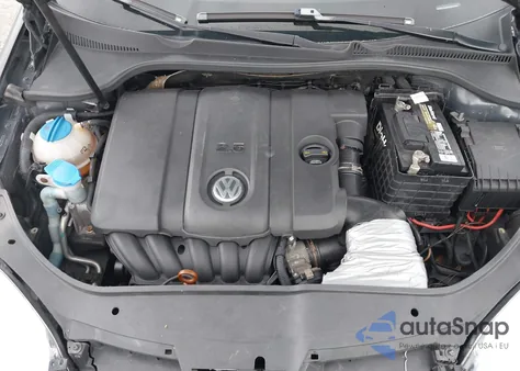 2010 Volkswagen Jetta Se z USA, uszkodzony, nr VIN 3VWRZ7AJ3AM037584